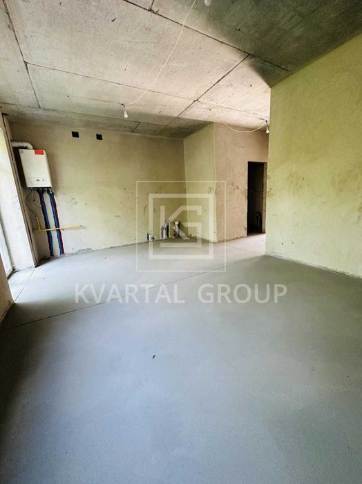 БЕЗ КОМІСІЇ! цегляний ТаунХаус без ремонту. ПАСПОРТНИЙ стіл