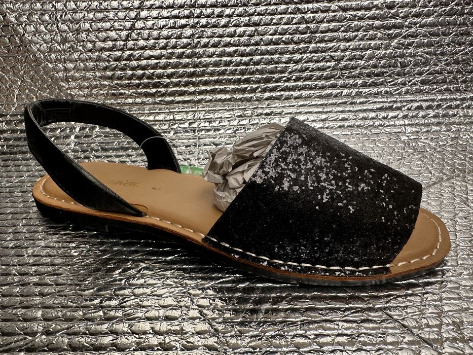 Vende-se Sandálias Mulher