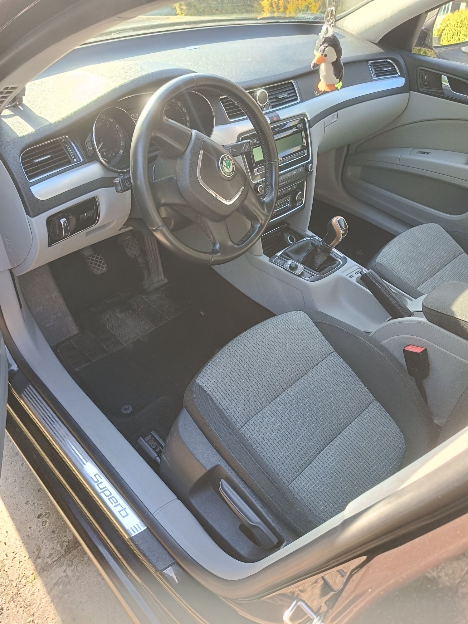 Skoda Superb II Combi 2,0 TDI. 140 Km. Manual