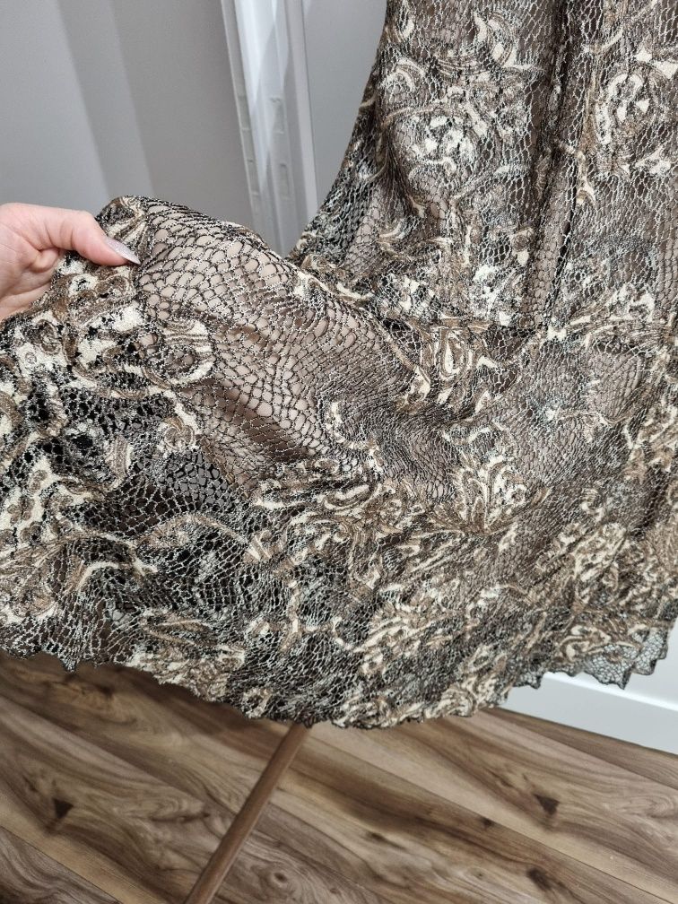 Śliczny elegancki zestaw żakiet i sukienka