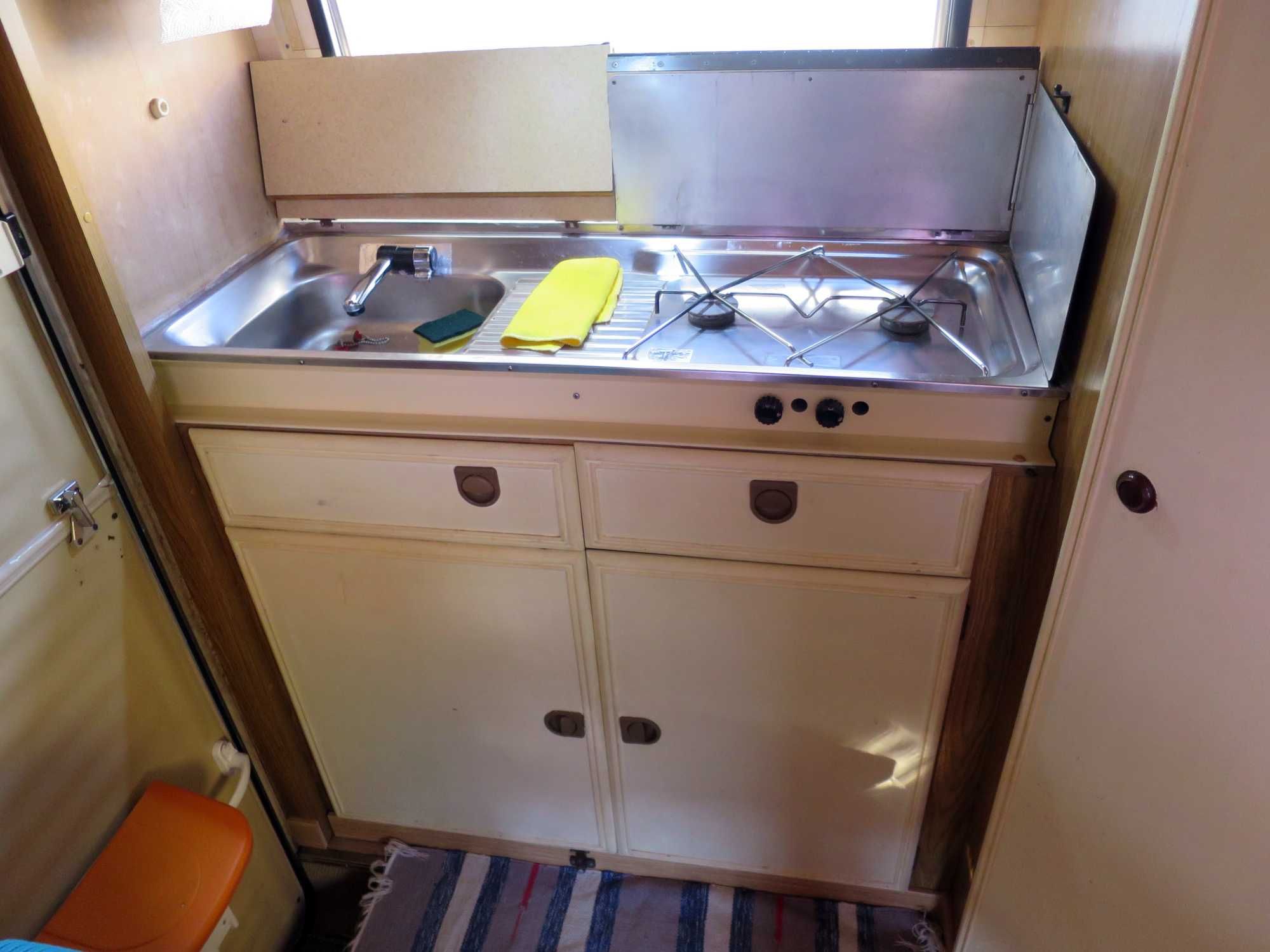 Autocaravana Mitsubishi L 300 Dethleffs 6 lugares