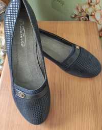 Туфлі жіночі темно - синього кольору
