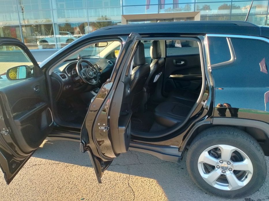 Продам авто джип компас