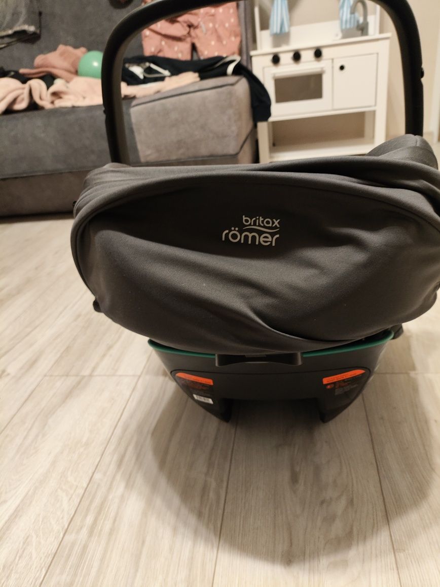 Fotelik nosidło: Britax romer baby safe 3 i-size