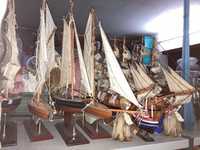 Lote de Barcos em madeira