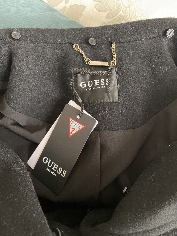 Casaco / sobretudo guess