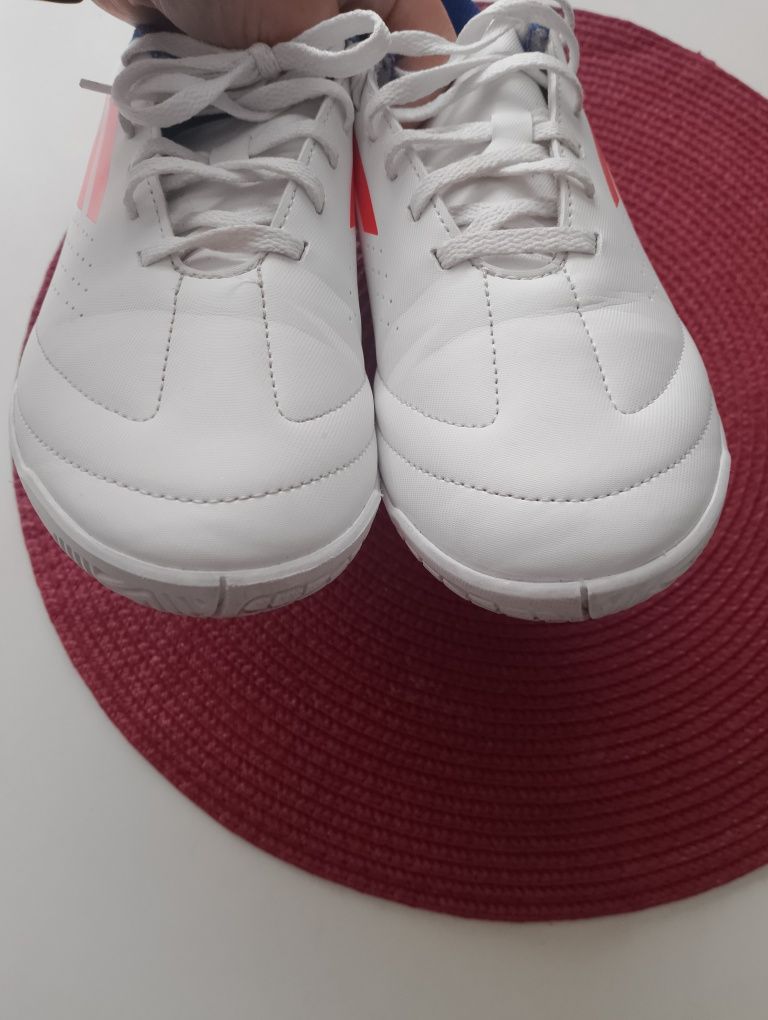 Halówki Adidas r.38 2/3 jak nowe