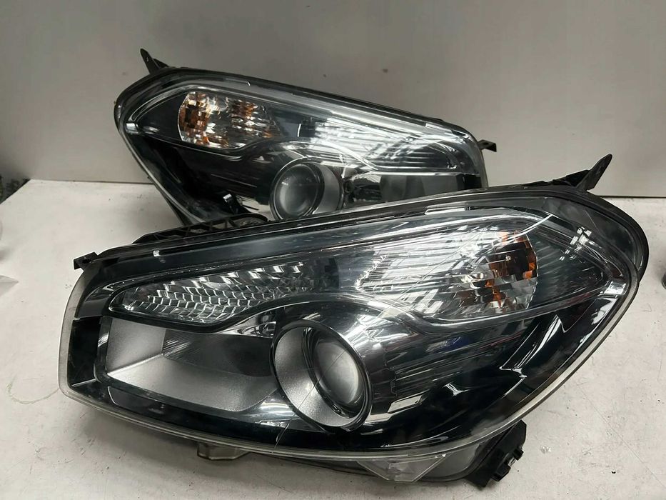 Nissan Qashqai J10 Фары (фара левая, правая)
