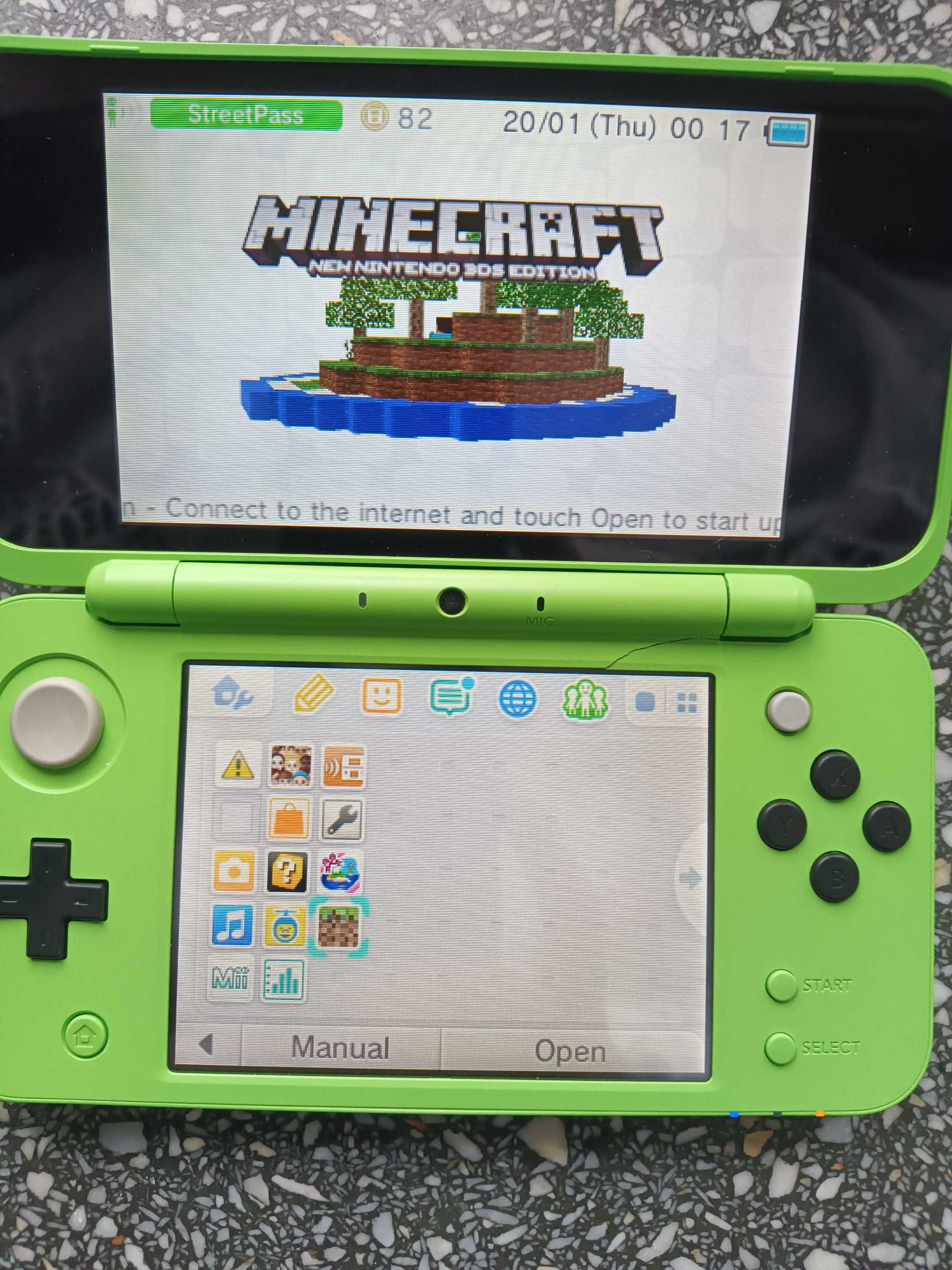 Nintendo new 2ds Minecraft