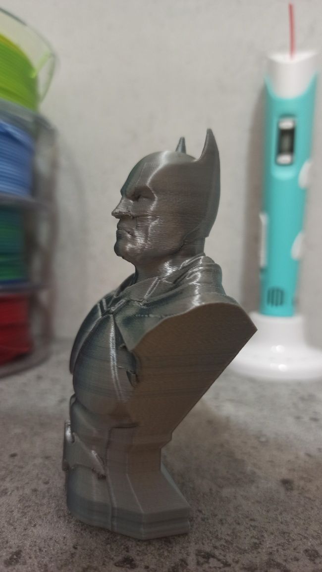 Figurka Batman eksponat srebrny na biurko zabawka