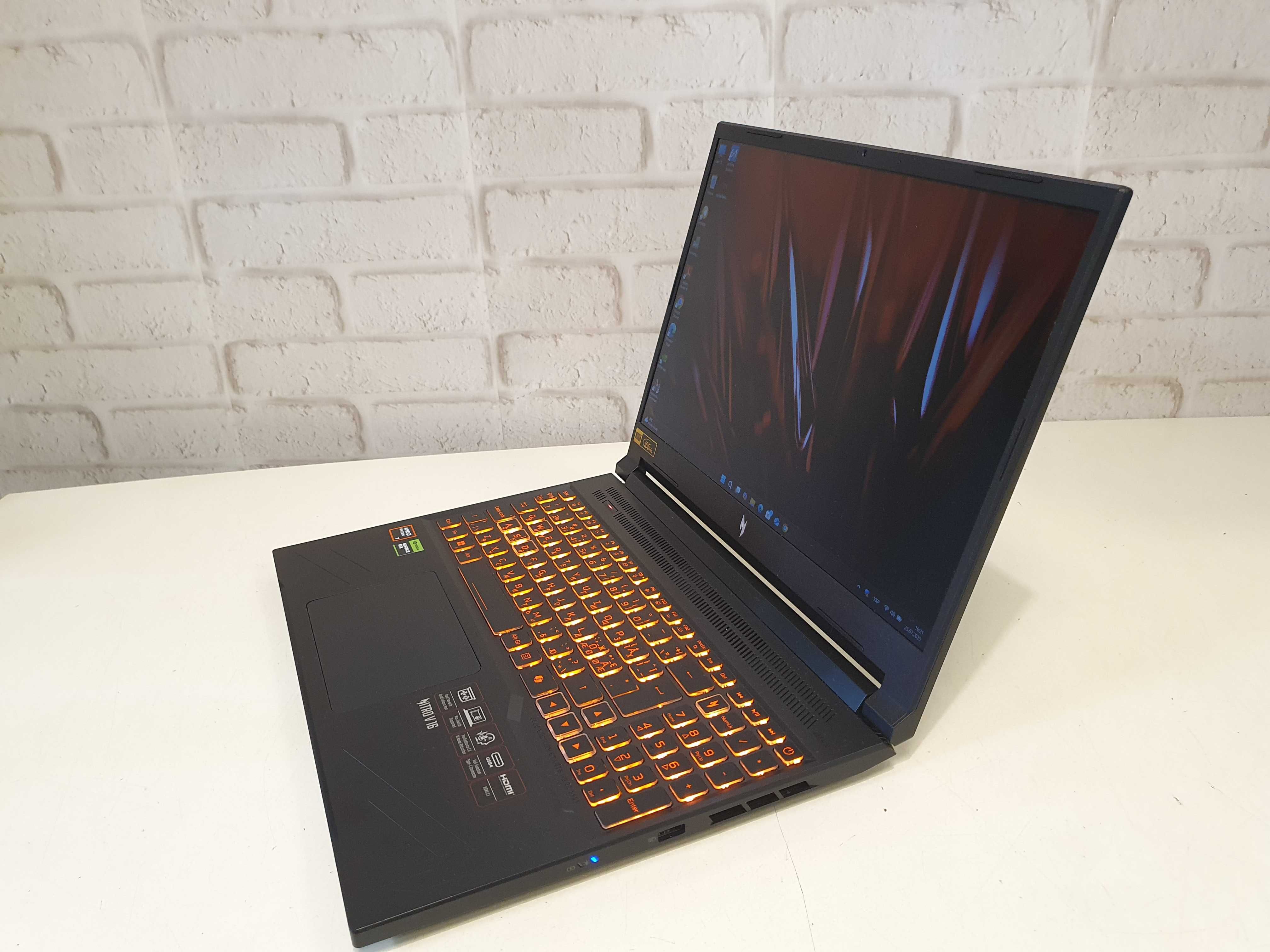 Игровой ноутбук Acer Nitro V16 ANV16∎Ryzen 7 8845HS∎DDR5∎165ГЦ∎RTX4060