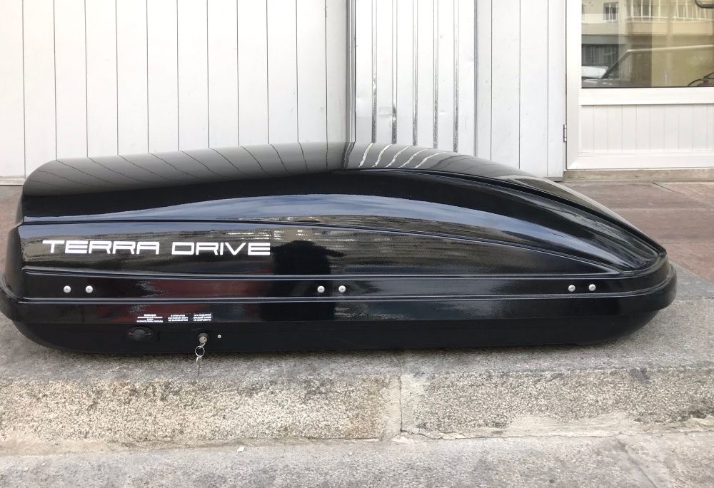 Автобокс на крышу Terra Drive 440 черный белый глянец 175*85*44 уценки