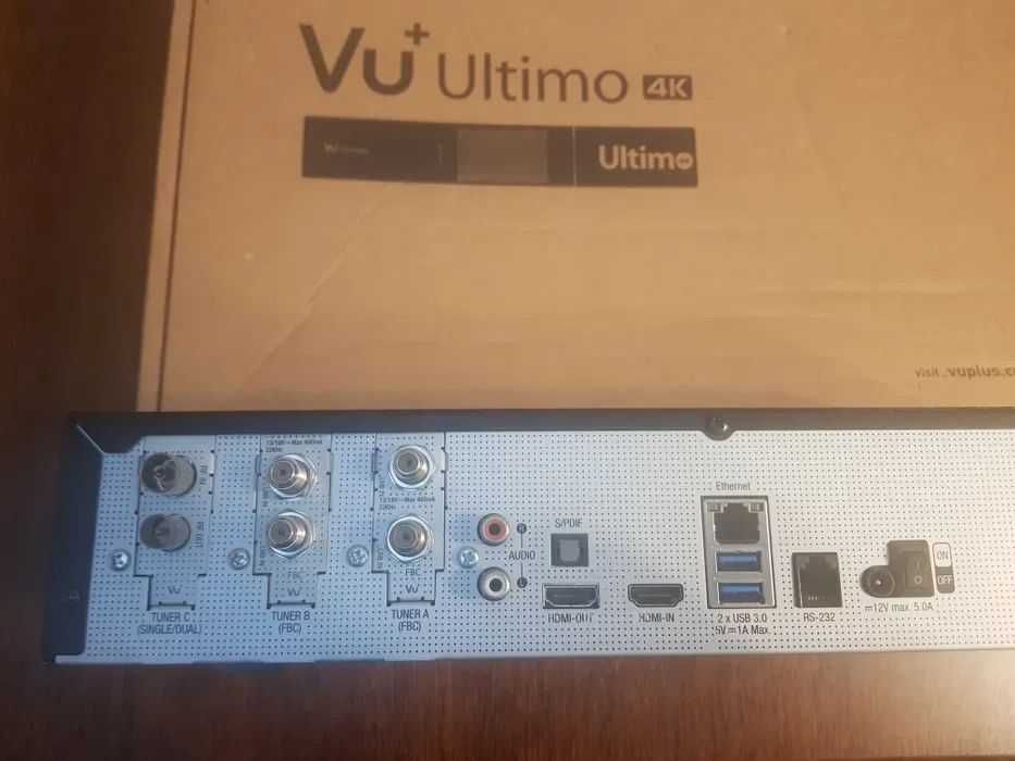 VU+ Ultimo 4K Wi-Fi dysk HDD 2x FBC S2X głowica DVB-T2/T/C