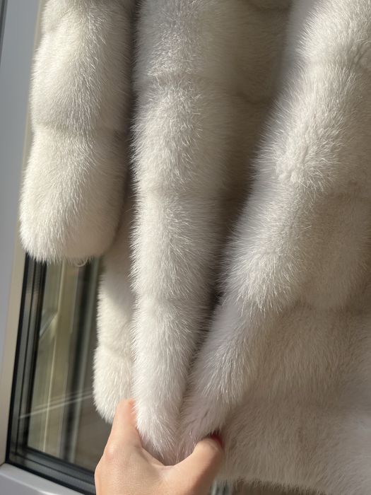 Красивая, нарядная норковая шуба, поперечка!