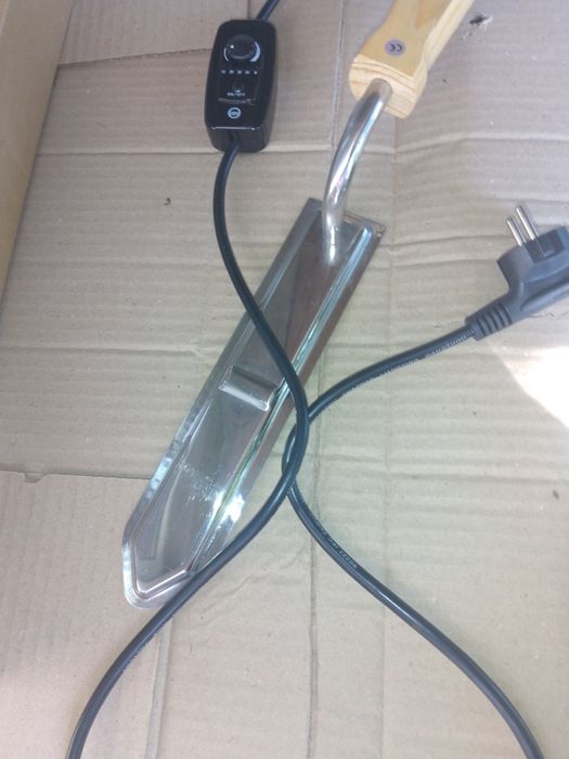 Електроніж пасічний з регулятором 220 в