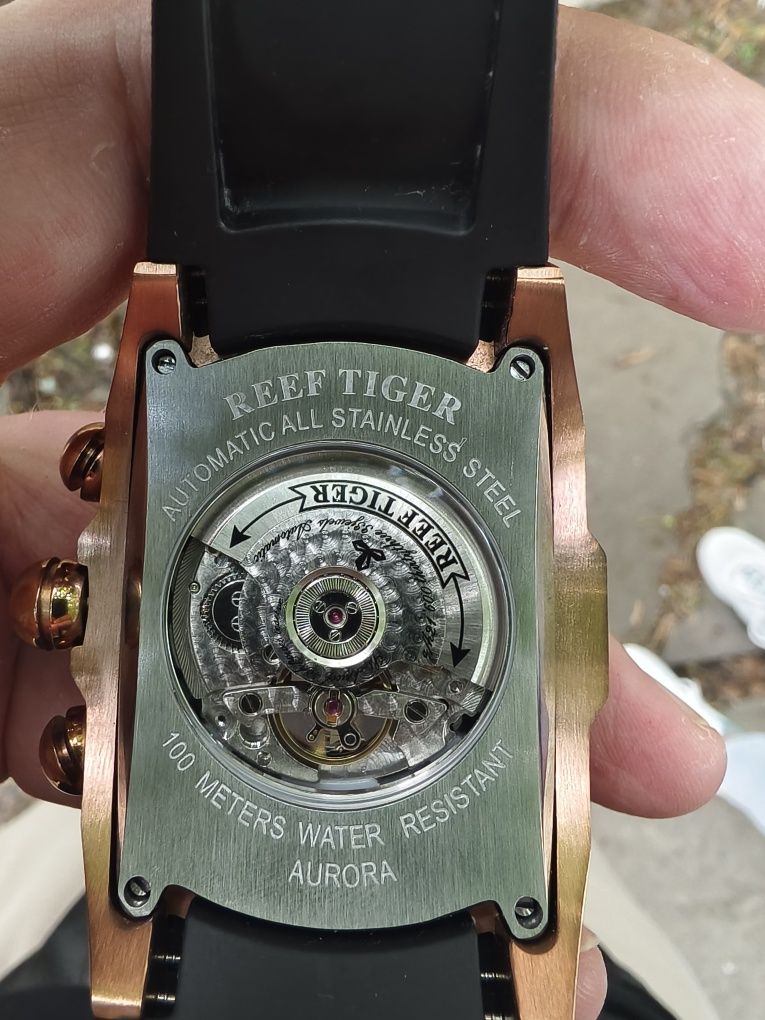 Мужские часы Reef Tiger Aurora Tank 2 automatic 100m