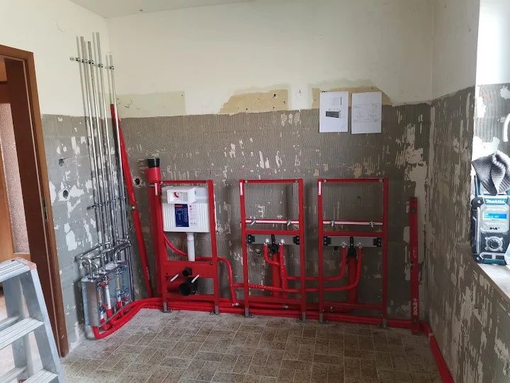 Hydraulik Instalacje grzewcze wodne Kotłownie łazienki pompa ciepła