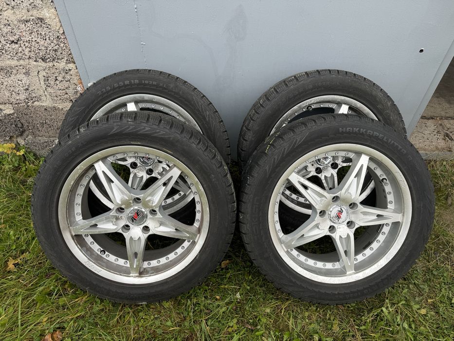 225/55 r18 зимова резина Nokian з титановими дисками