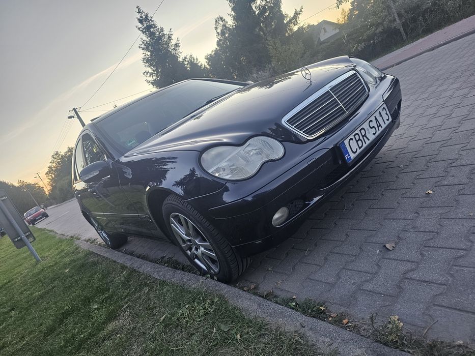 Mercedes   C200 W 203 KOMPRESOR  super stan!