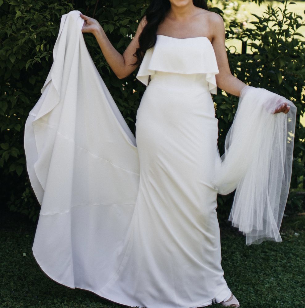 Suknia ślubna syrenka gładka boho elegancka royal wedding