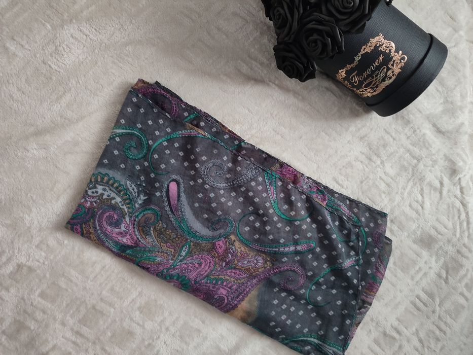 Wzorzyste apaszka z wiskozy