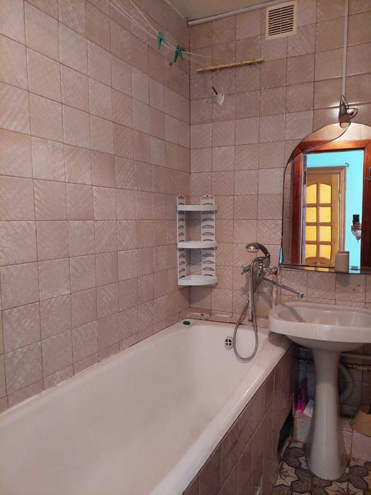 ПРОДАЖ  1 кім квартира 35 м. кв. вул. Мазепи м. Трускавець