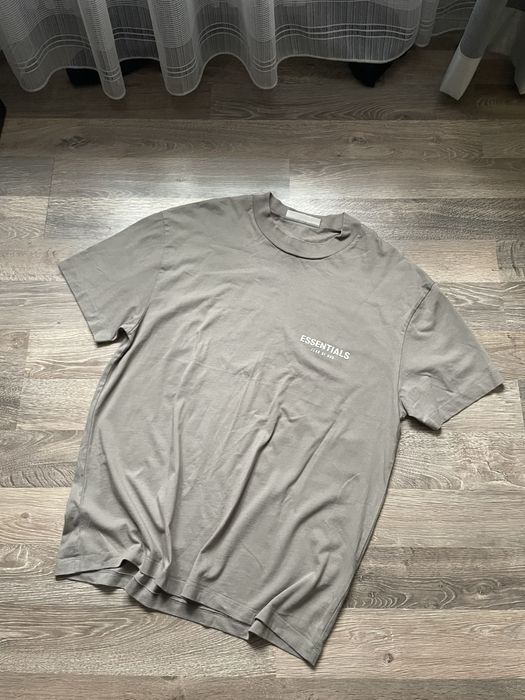 Футболка essentials Л