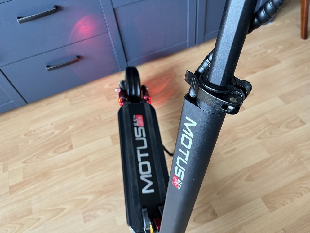 Hulajnoga Motus PRO 8.5 Lite