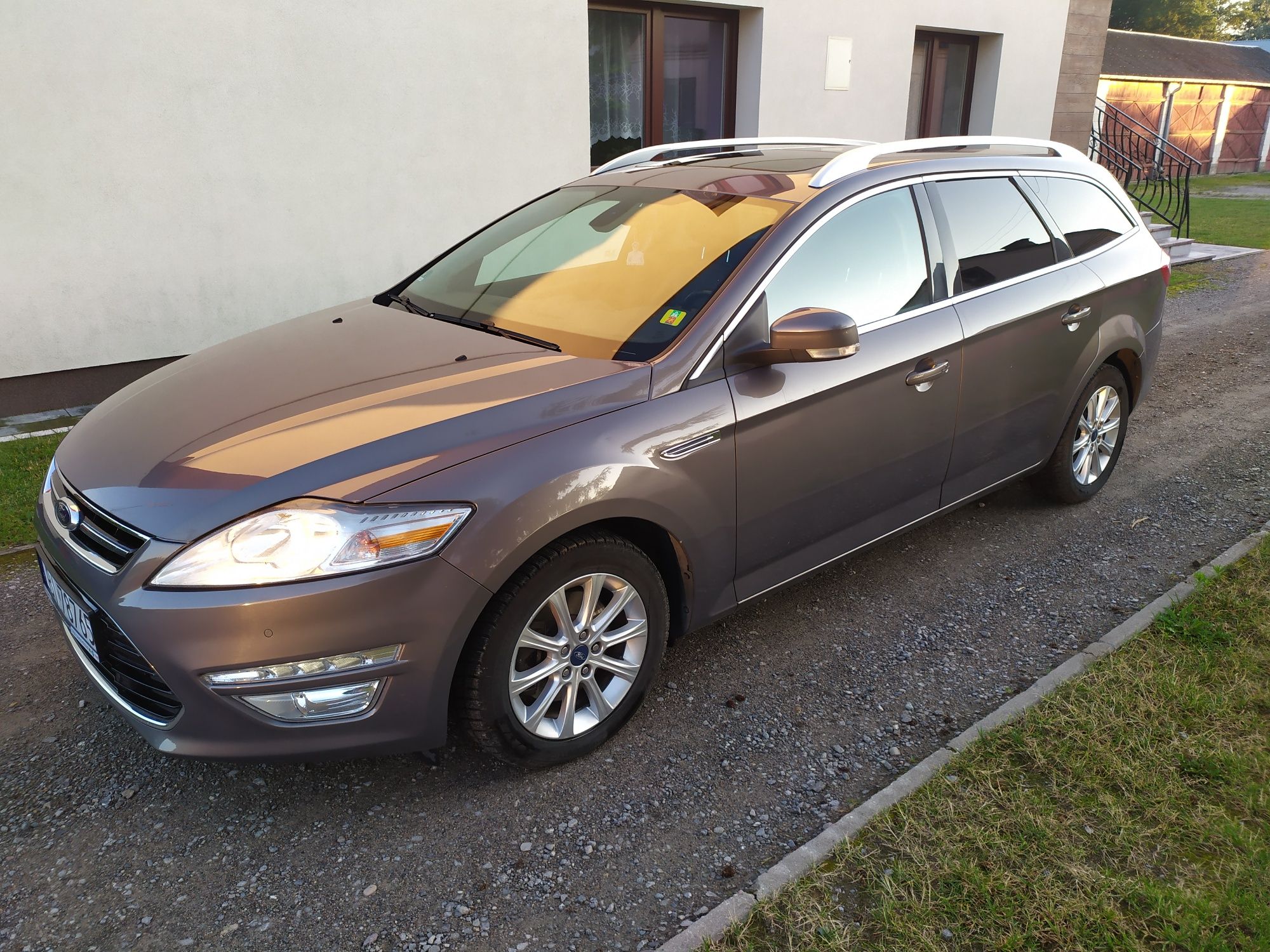 Ford Mondeo MK4 lift