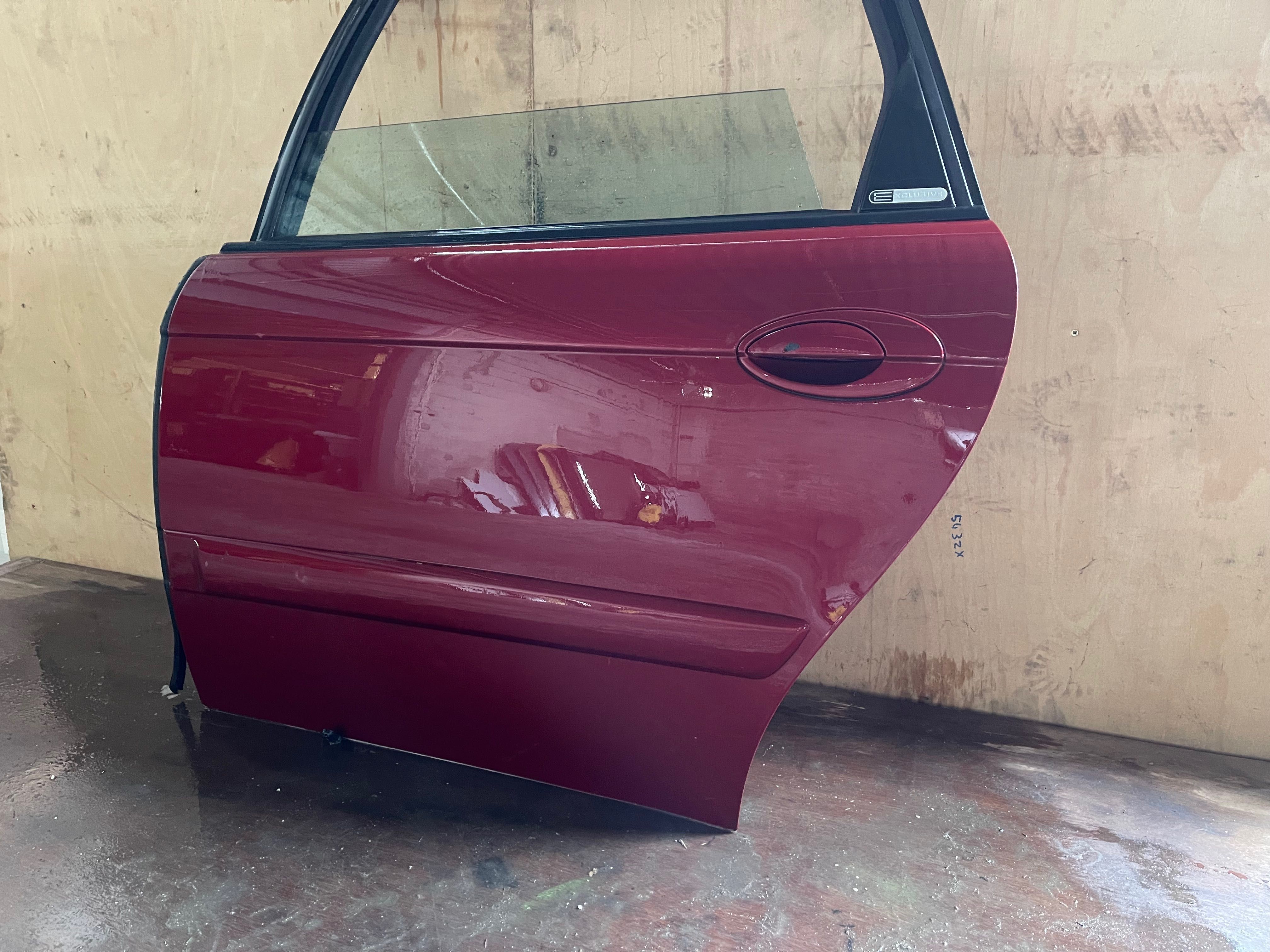 PORTA TRAS ESQUERDA CITROEN C5 FASE 2 SW CARRINHA