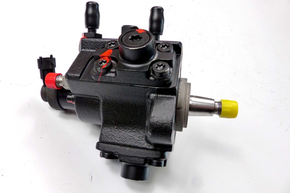 Pompa wtryskowa 0445.010.128  Cadillac Opel Astra Vectra Saab 1.9 CDTI