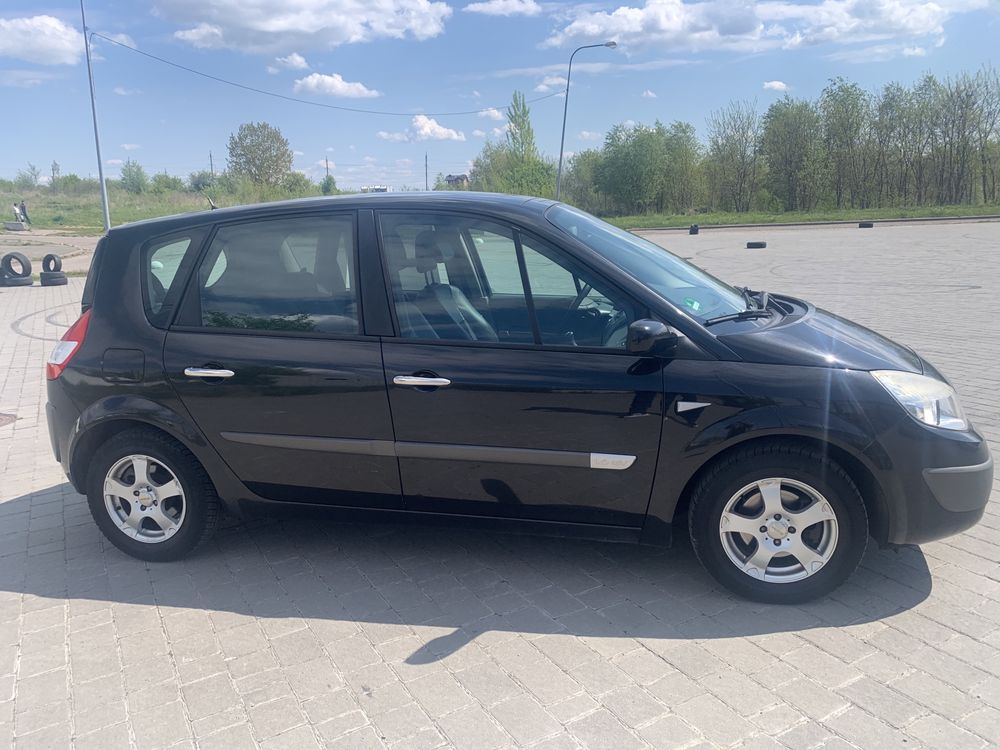 Renault scenik 1.6 mpi максимальна комплектація