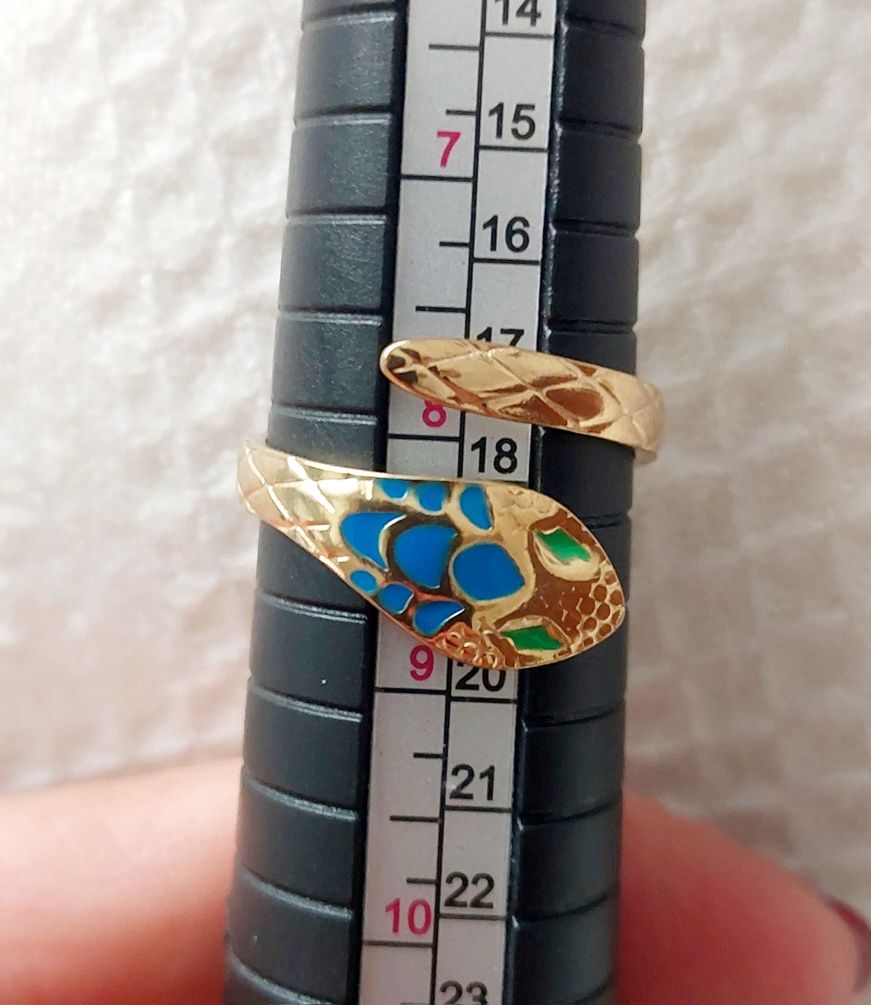 Anel aço inoxidável dourado com cobra