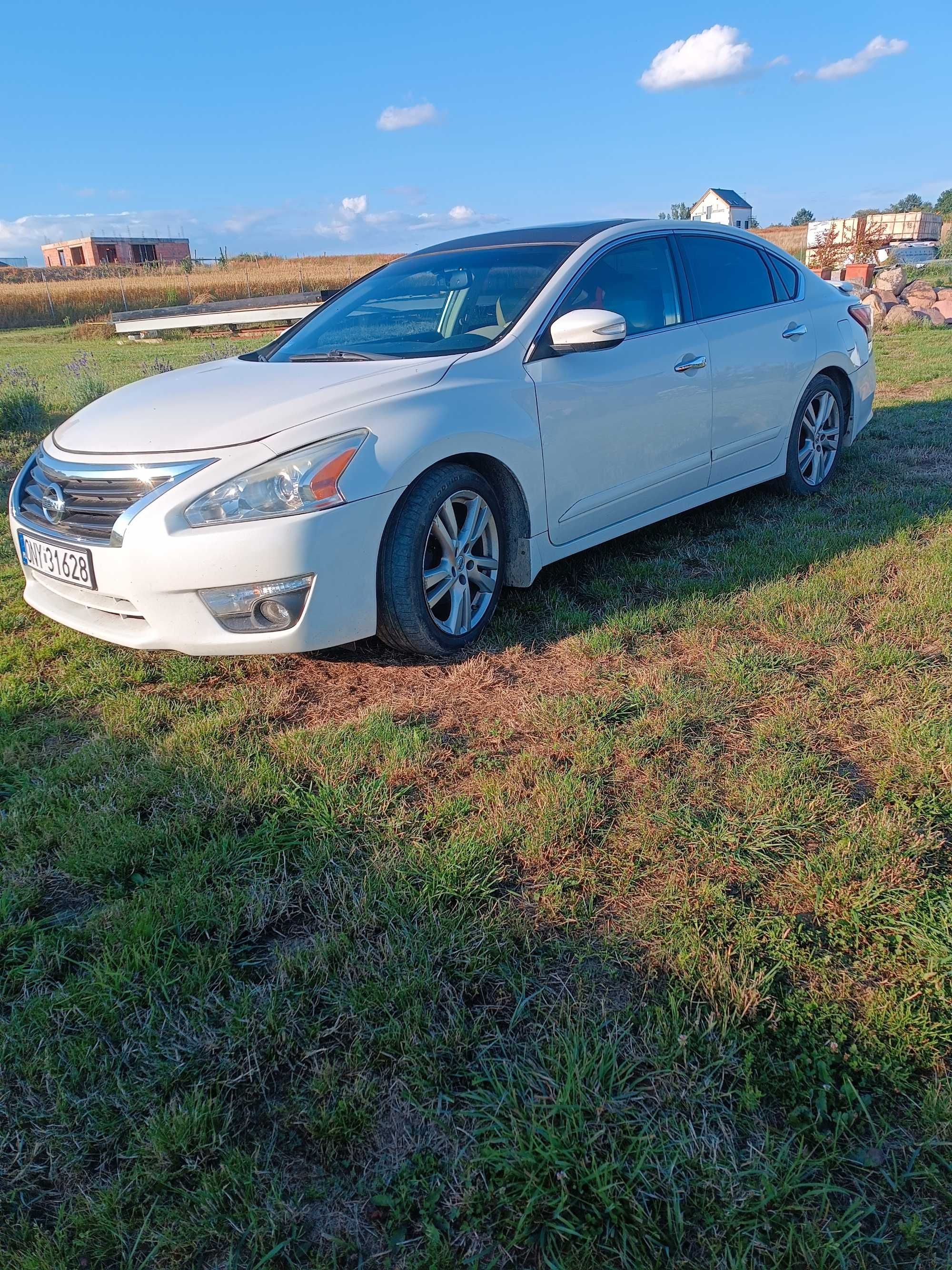 Nissan Altima 2013 r.GAZ