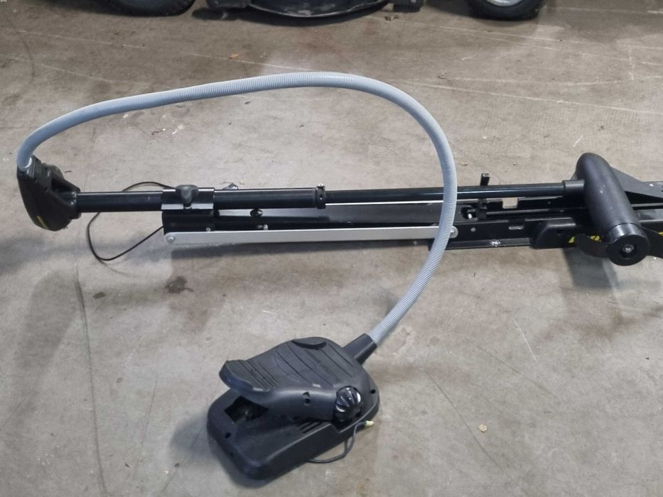 Elektryczny silnik dziobowy do łodzi