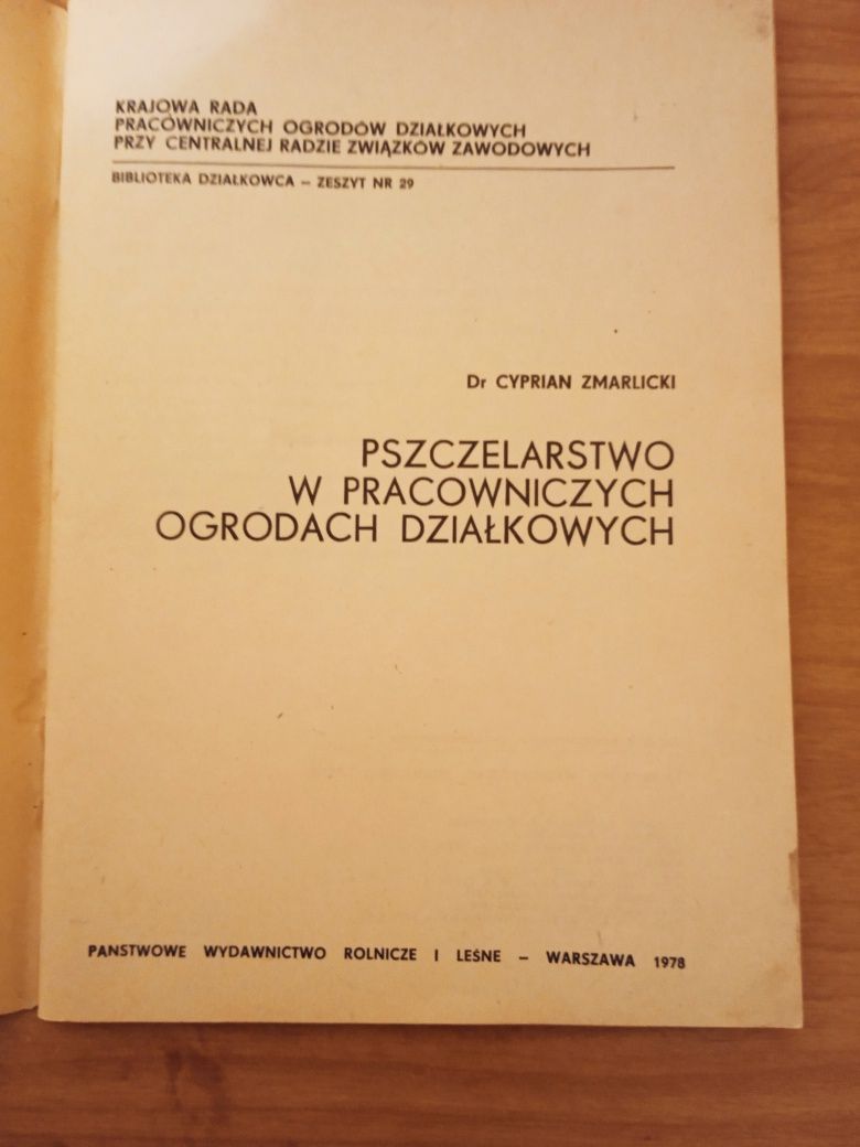 Pszczelarstwo w ogrodach działkowych