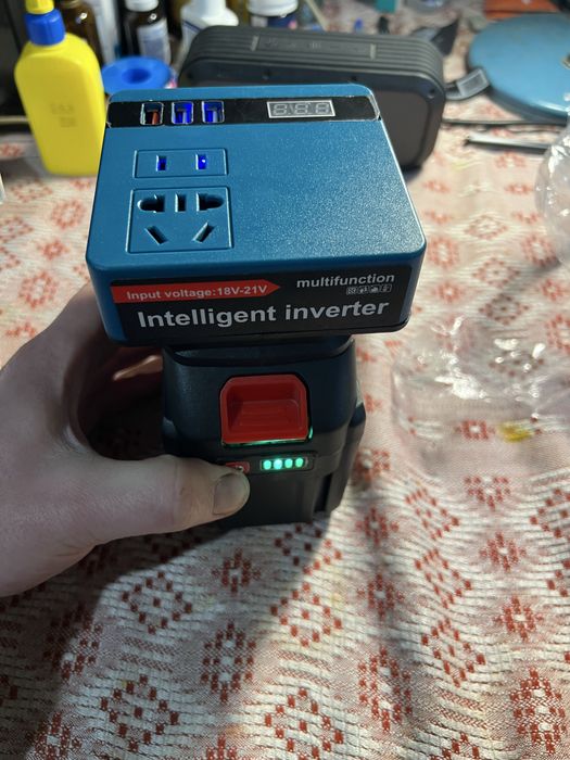 Зарядна станція 200Wh 220 вольт постійний струм