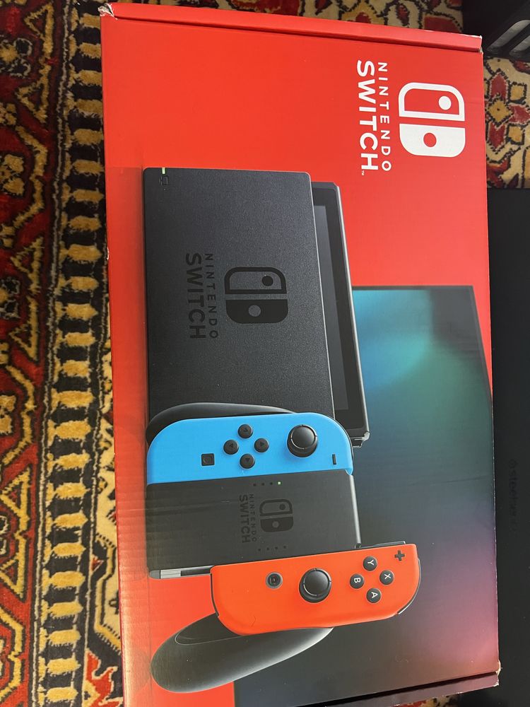 Nintendo switch + 4 gry