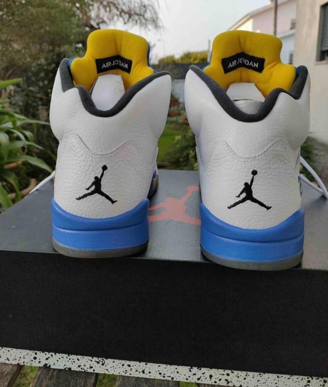 Jordan 5 Laney ótimo estado