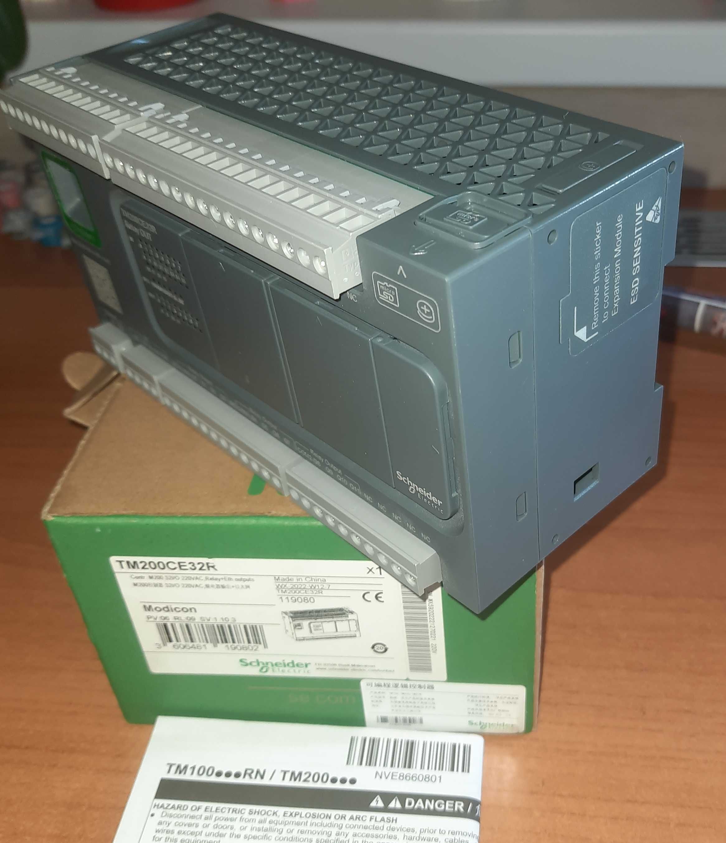 PLC Schneider TM200CE32R (RS485 + Ethernet)