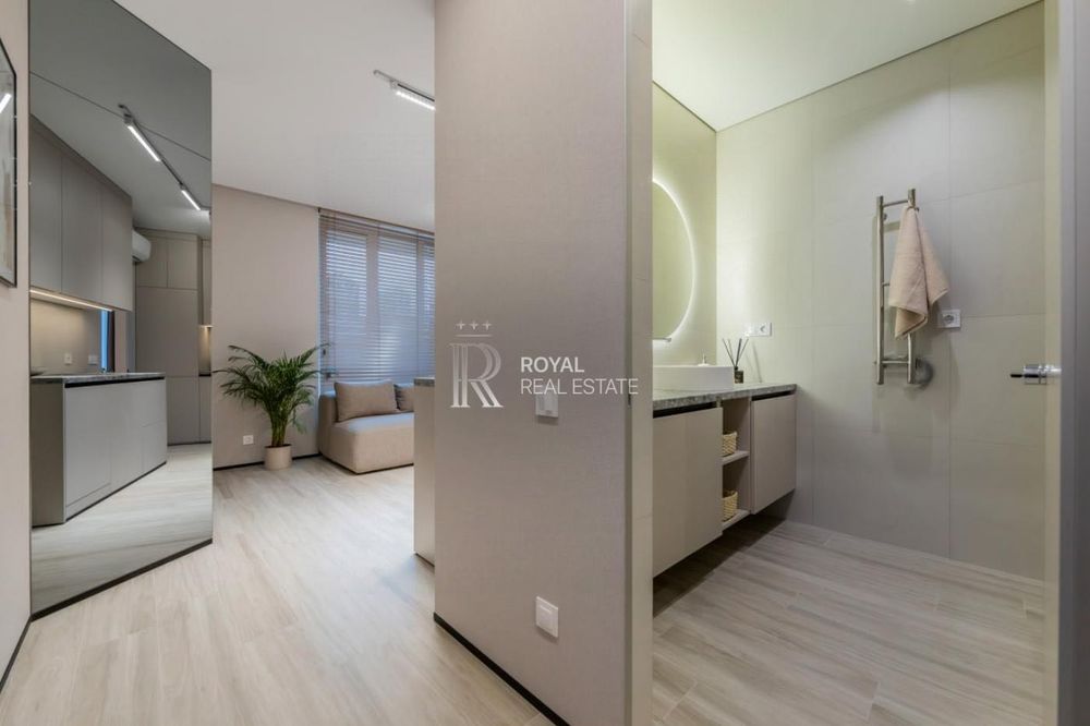 Продаж квартири Київ 2к 43м2 ЖК Новопечерська Вежа вул Михайла Бойчука