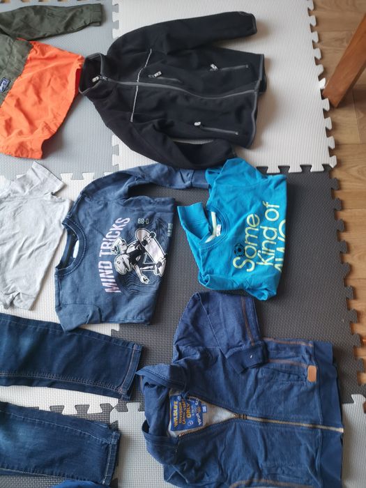 zestaw komplet paka ubrań dla chłopca rozm. 116 kurtka, spodnie, bluza