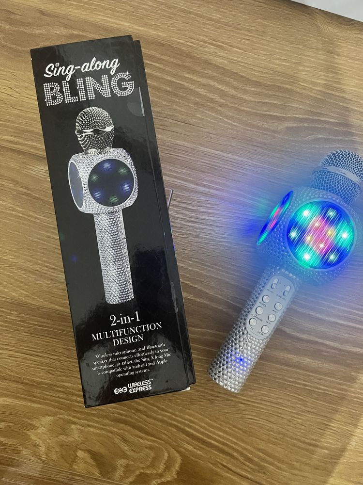 mikrofon laczocy się na bluetooth