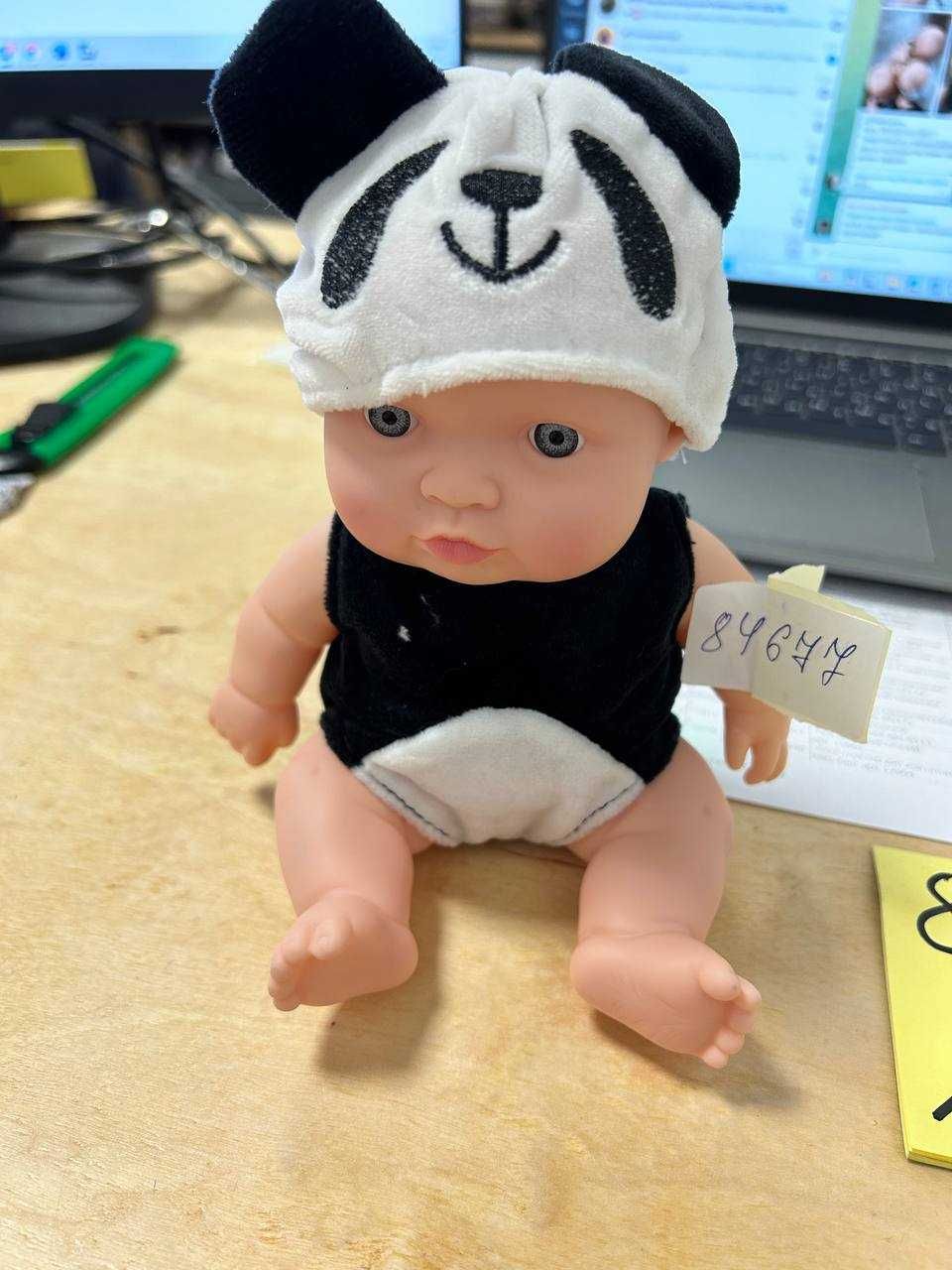 Іграшка дитяча Лялька-пупс в костюмі панди