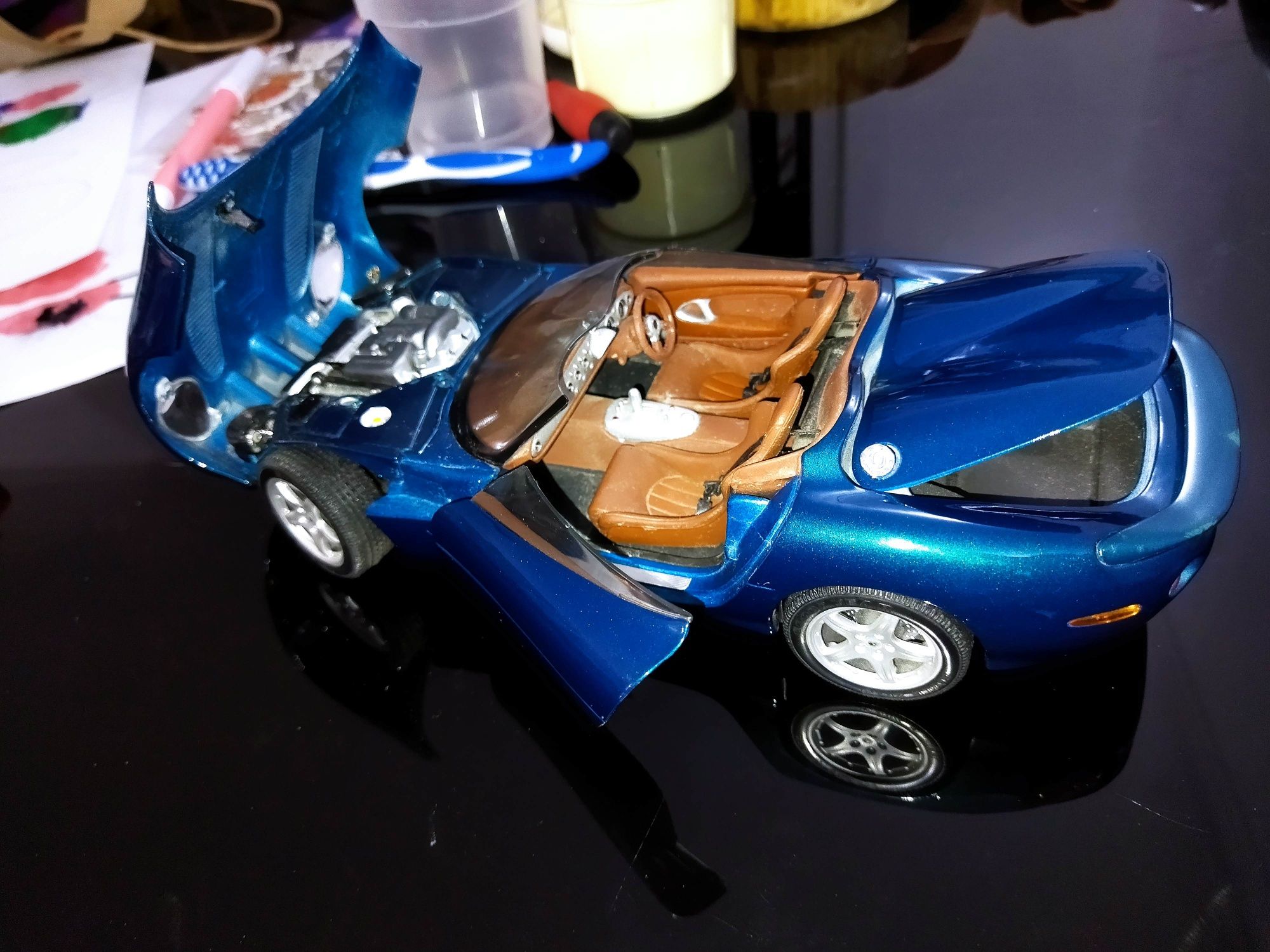 Jaguar XK 180 1:18 Maisto