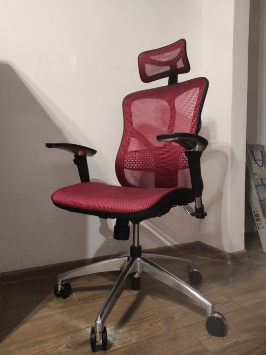 Fotel ergonomiczny biurowy ERGO 500 czerwony