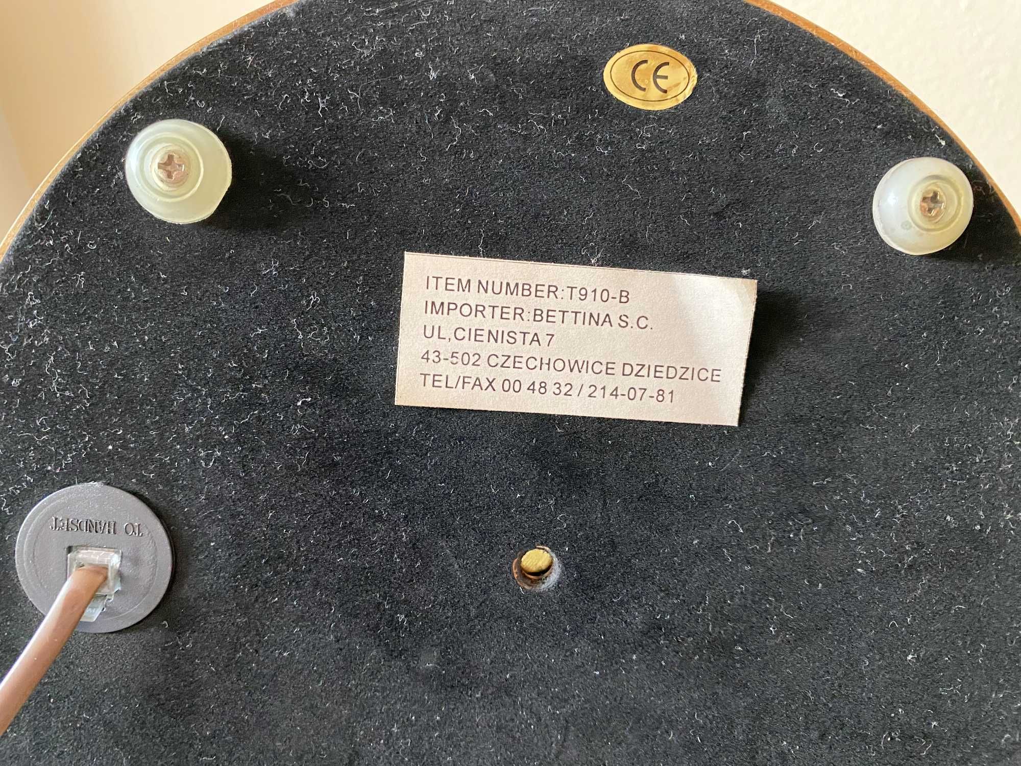 Telefon stacjonarny  stylizowany na zabytek, retro