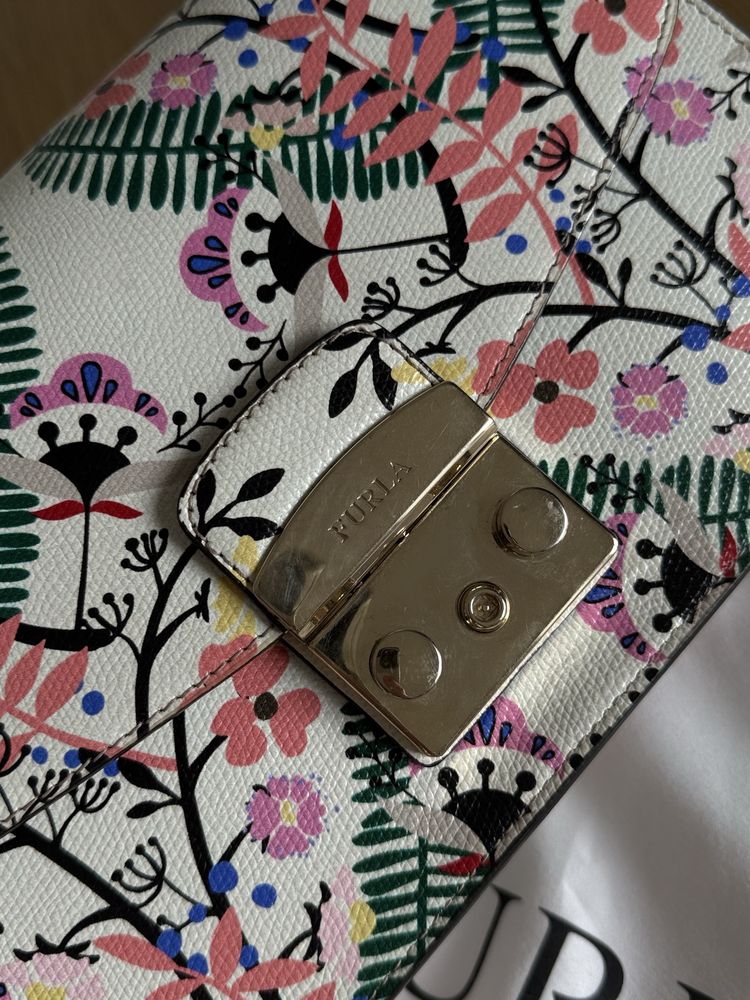 Сумка Furla metropolis оригінал  25х17х8 см + ремінь