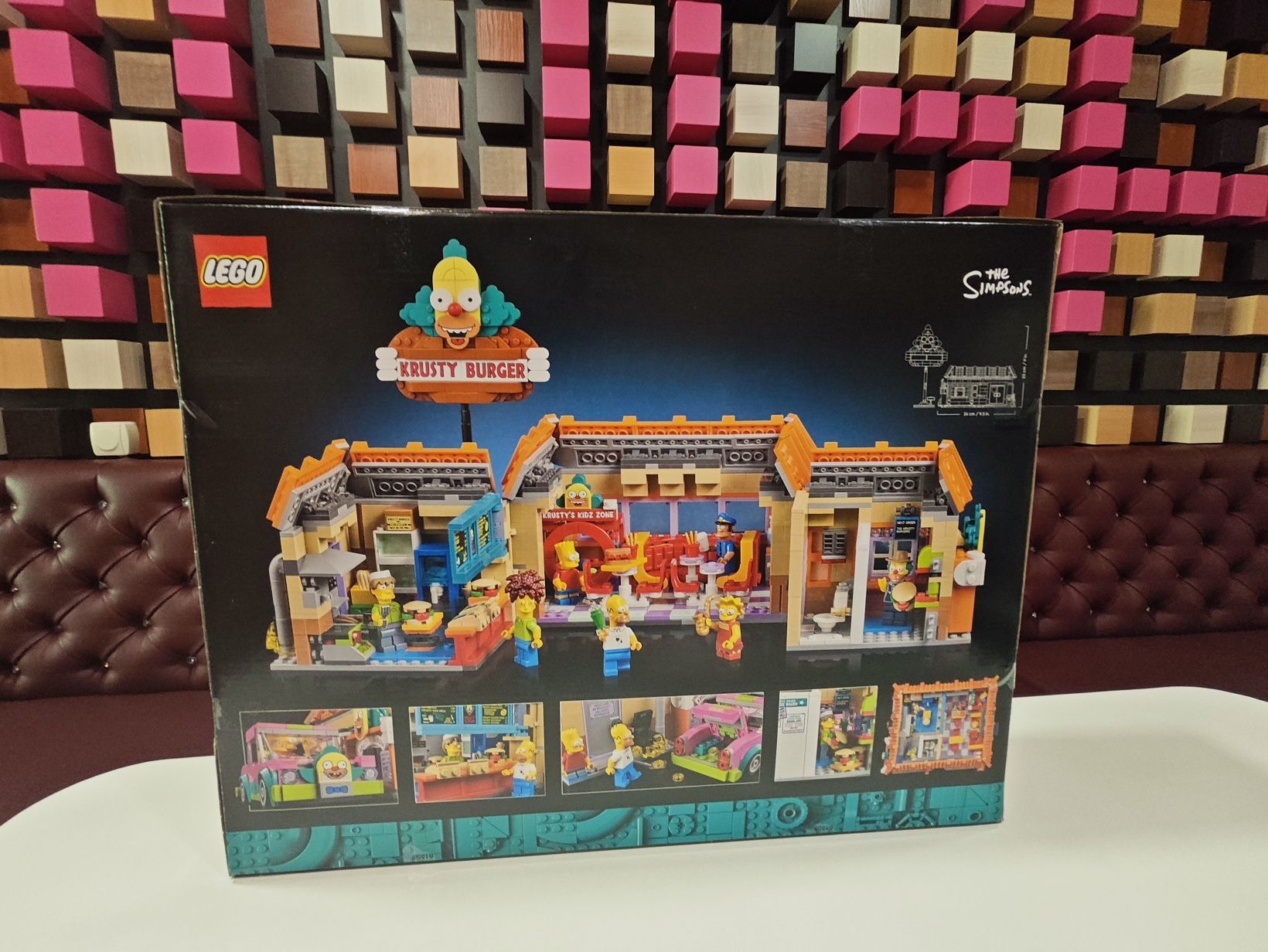 Конструктор LEGO ICONS 10352 The Simpsons Красті Бургер