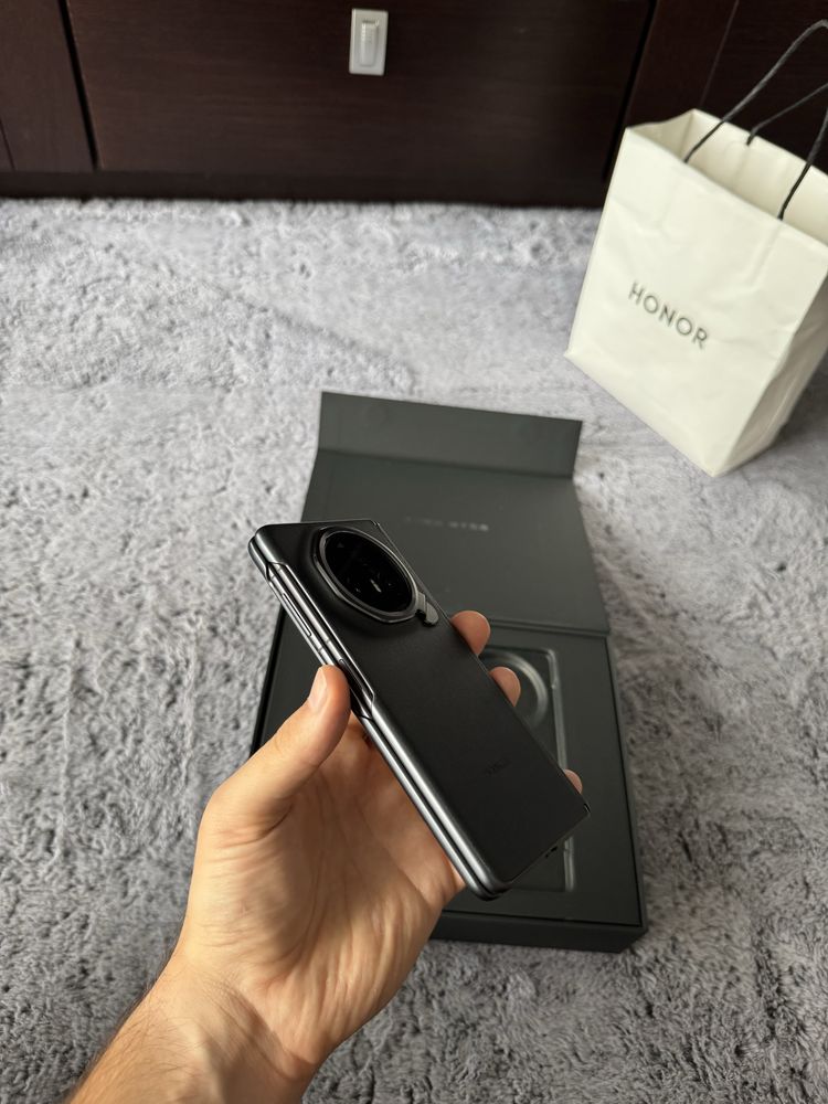 Honor Magic V3 black 1TB wersja o pojemności 1TB